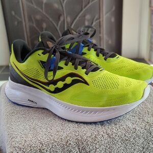 Saucony Men's Size 10 Neon Yellow Running Shoes Awesome Shape!!!!